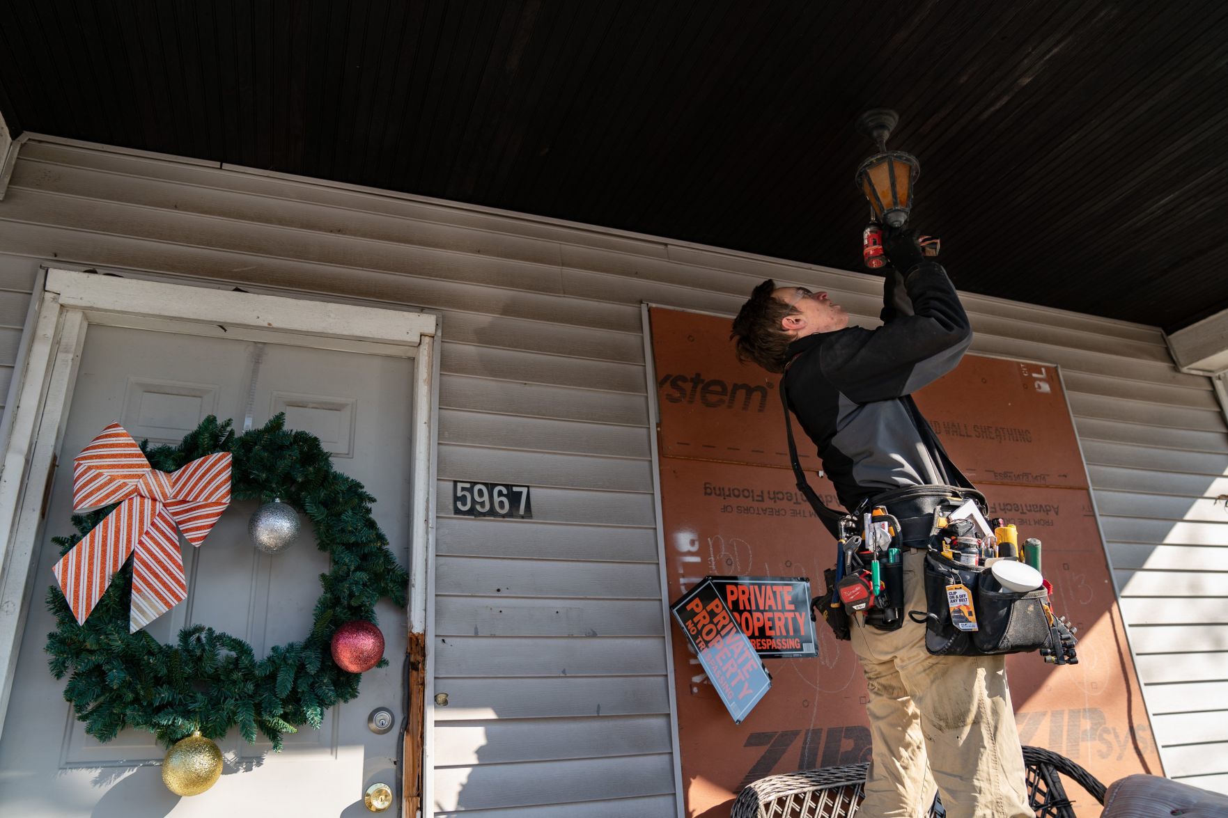 Electrician helps Walnut Park West resident